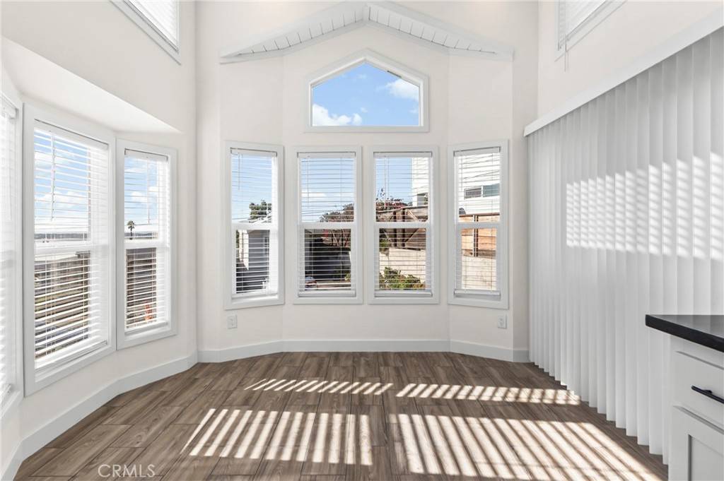 Morro Bay, CA 93442,190 27 Main St #27