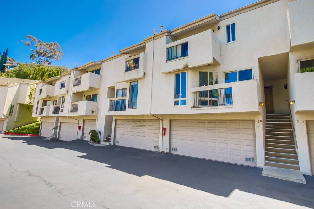 El Cajon, CA 92020,328 S Travelodge DR