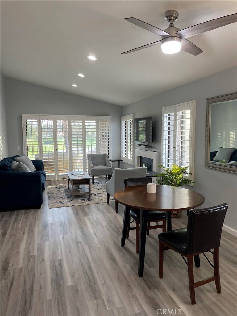 Palm Desert, CA 92211,38399 Nasturtium