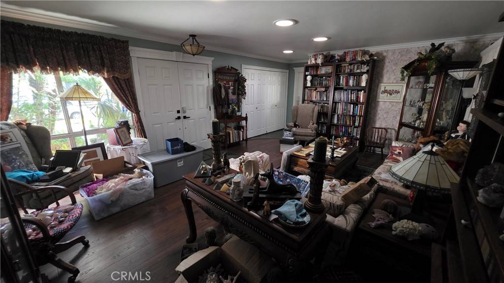 San Diego, CA 92111,6784 Rockglen