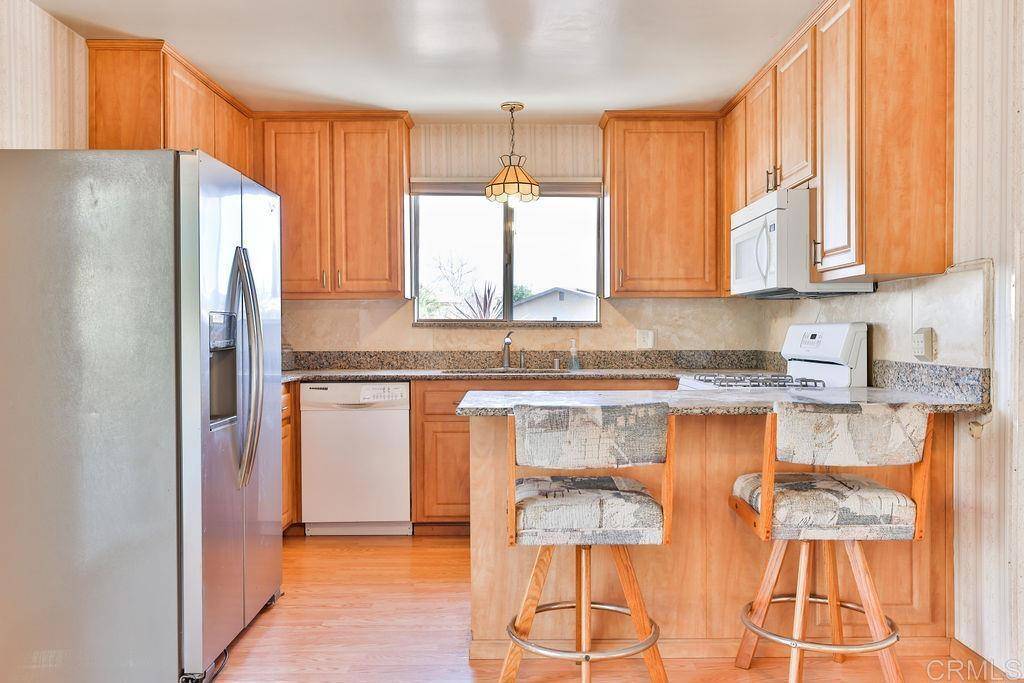 Santee, CA 92071,9404 Leticia DR