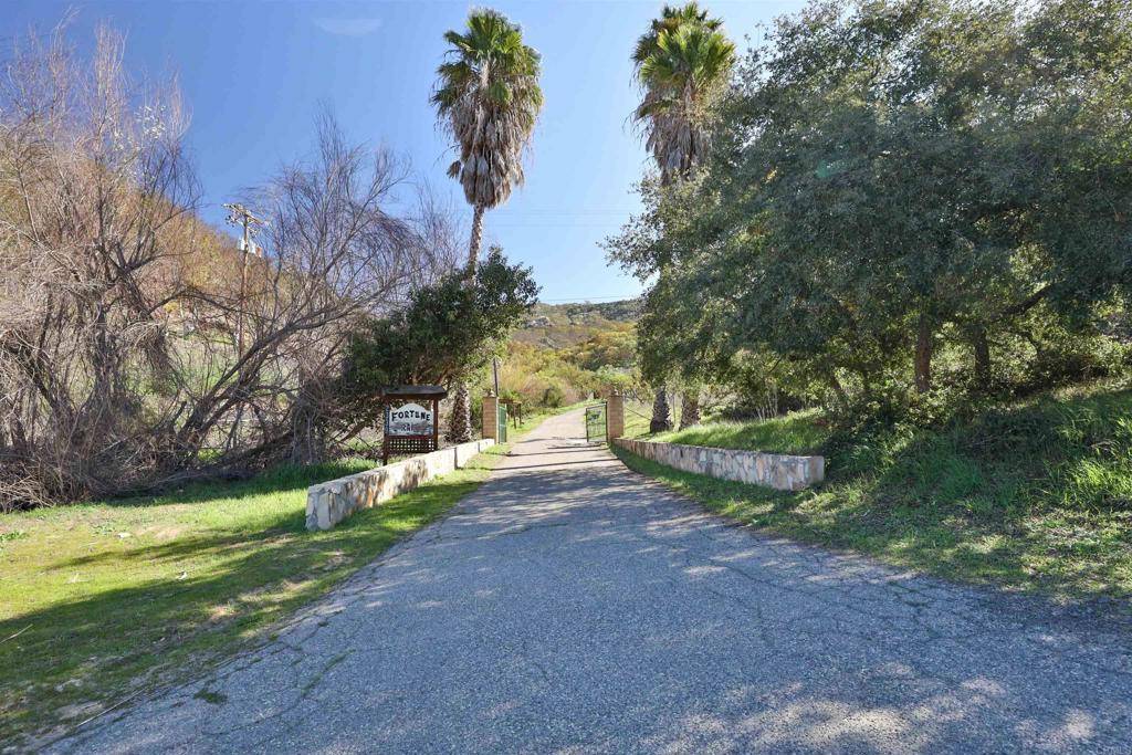 Fallbrook, CA 92028,2339 Green Valley RD