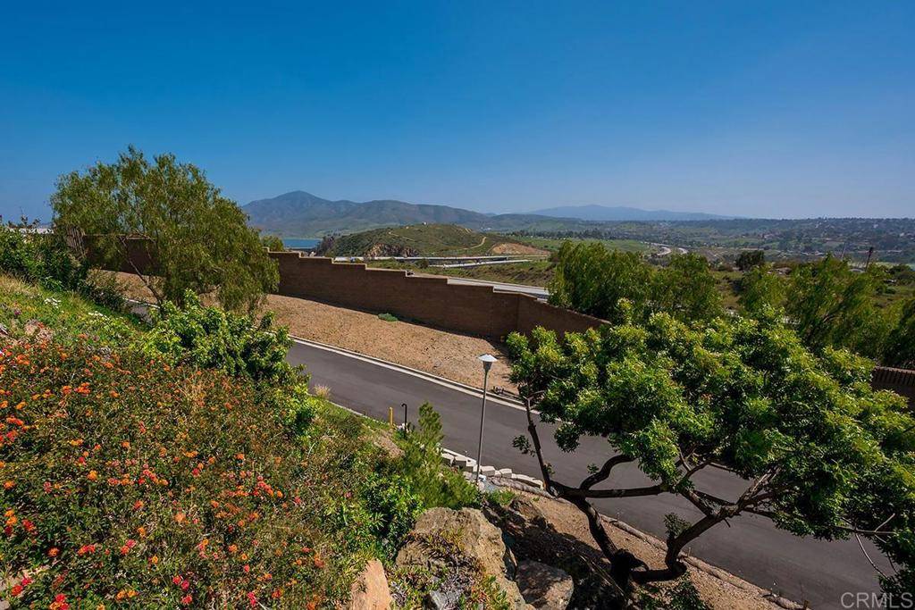 Spring Valley, CA 91977,275 S Worthington ST #37