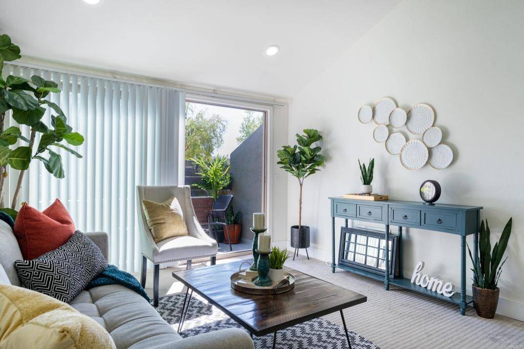 Escondido, CA 92026,1350 N Escondido Blvd ##12