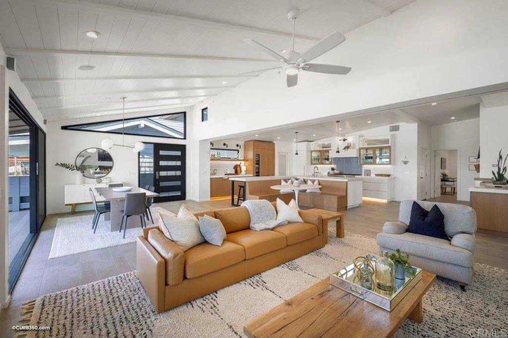 Encinitas, CA 92024,1214 Neptune AVE