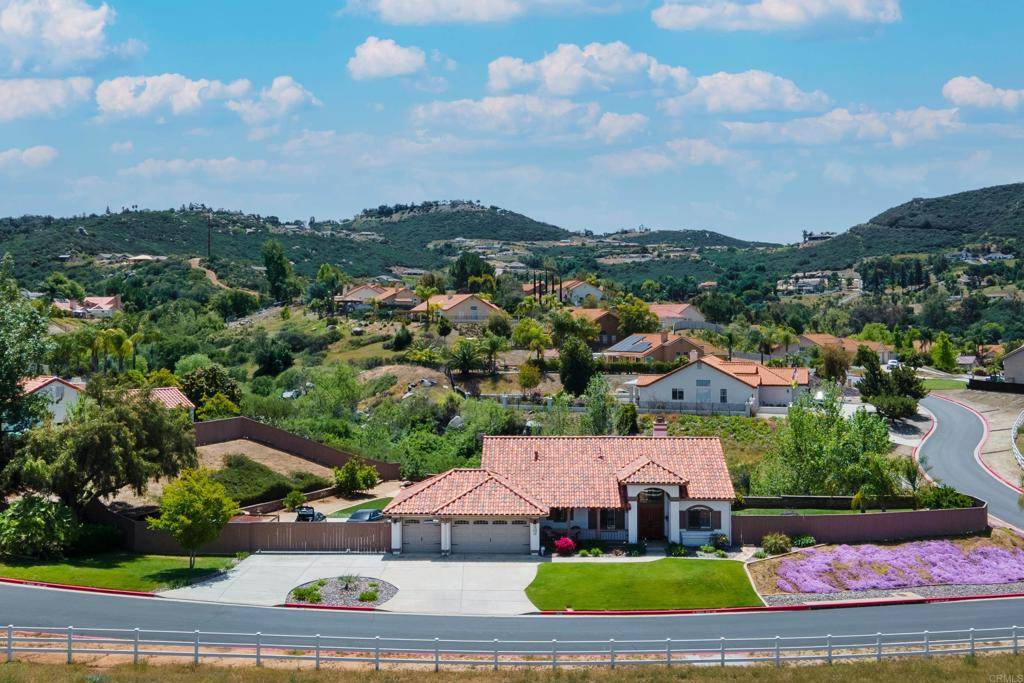 Alpine, CA 91901,8801 Summerhill Point