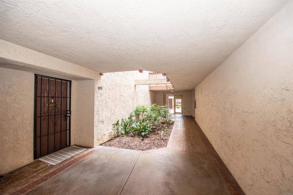 Escondido, CA 92025,1030 E Washington AVE #109