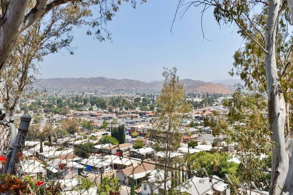 Santee, CA 92071,8712 N Magnolia AVE #154