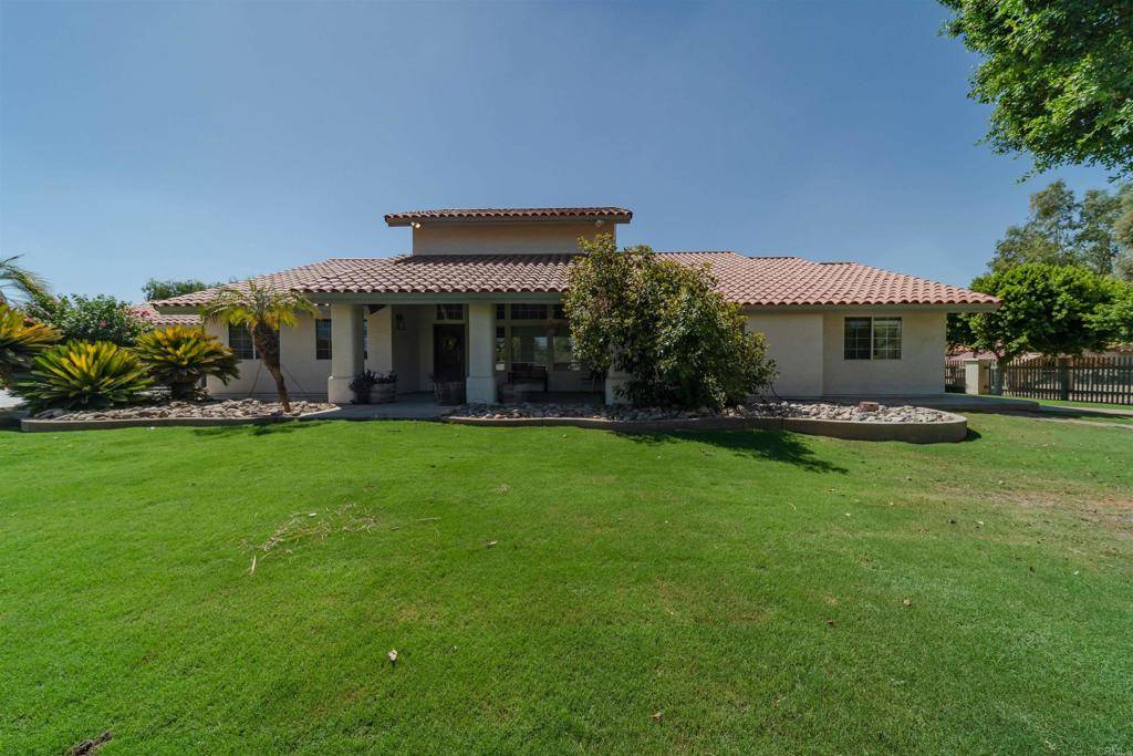 El Centro, CA 92243,898 W Ross Rd #A