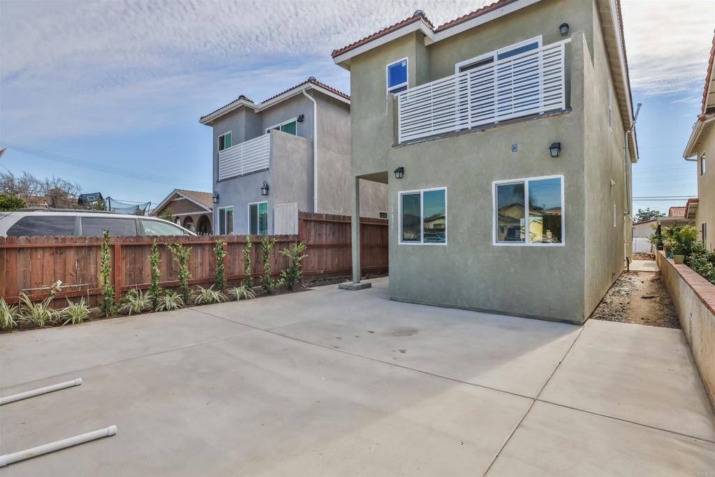 San Diego, CA 92113,3877 Gamma St.