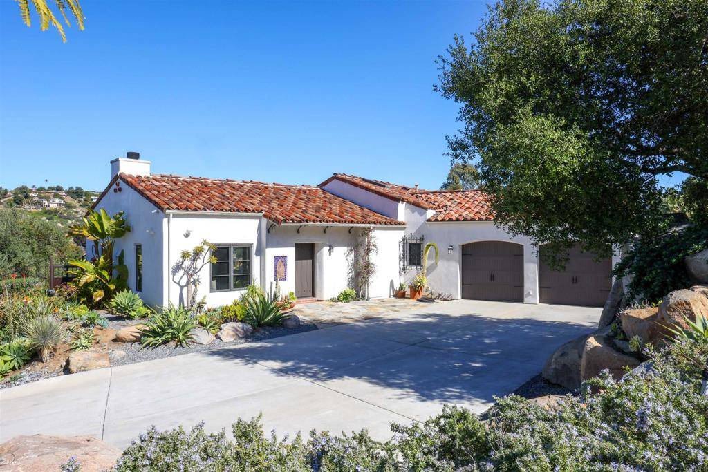 El Cajon, CA 92020,1209 Old Chase Avenue