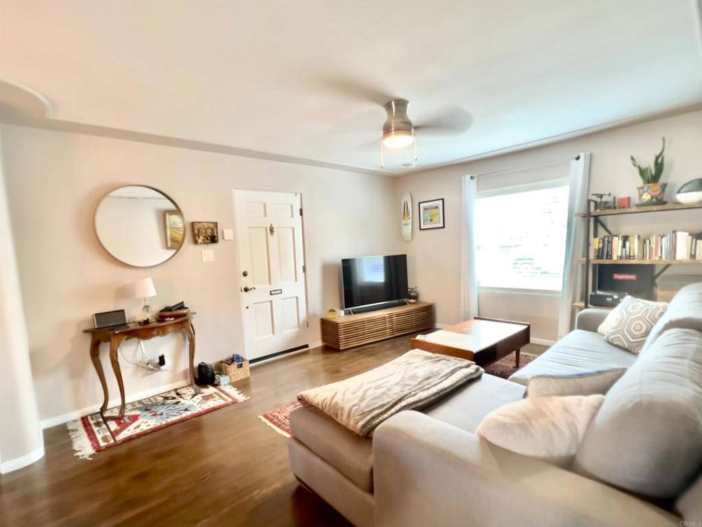 San Diego, CA 92115,4461 Mataro DR