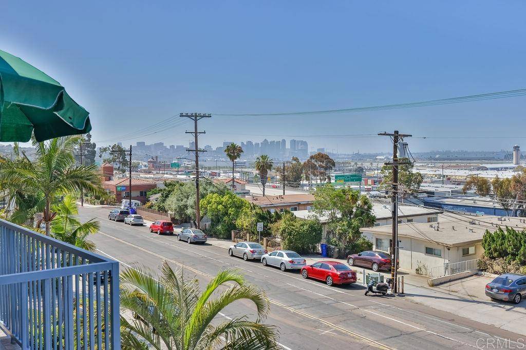 San Diego, CA 92110,2084 San Diego AVE