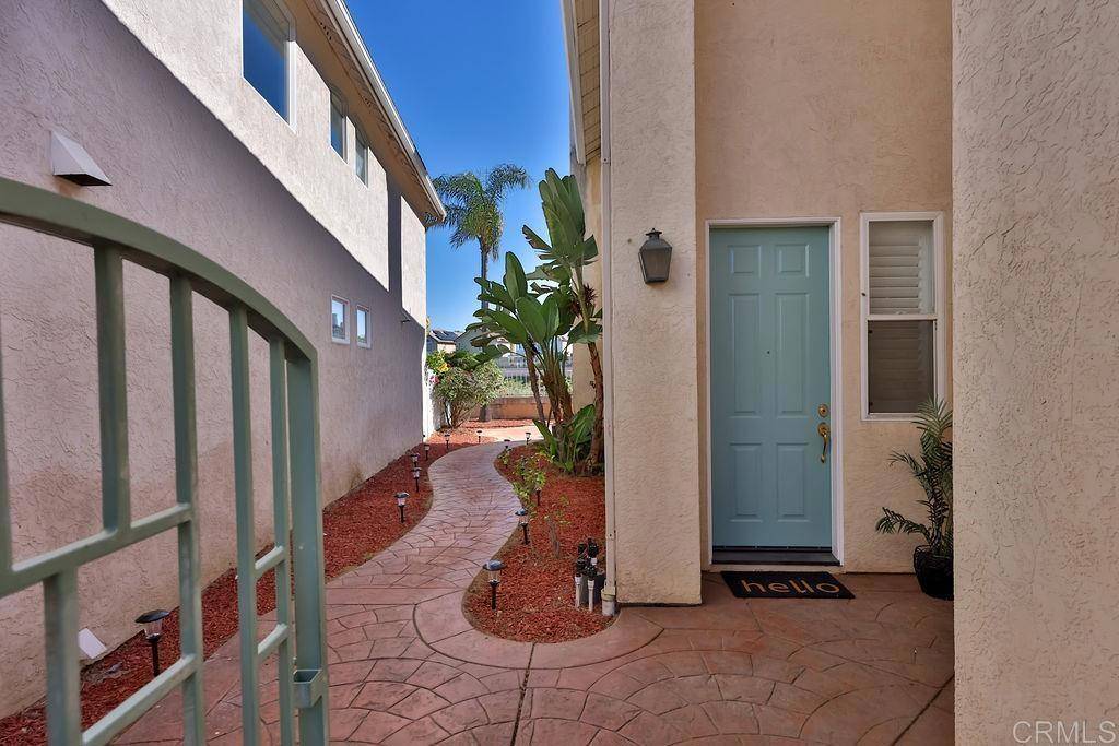 San Diego, CA 92128,18990 Caminito Cantilena #45