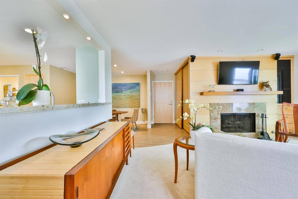 Coronado, CA 92118,1524 Ynez