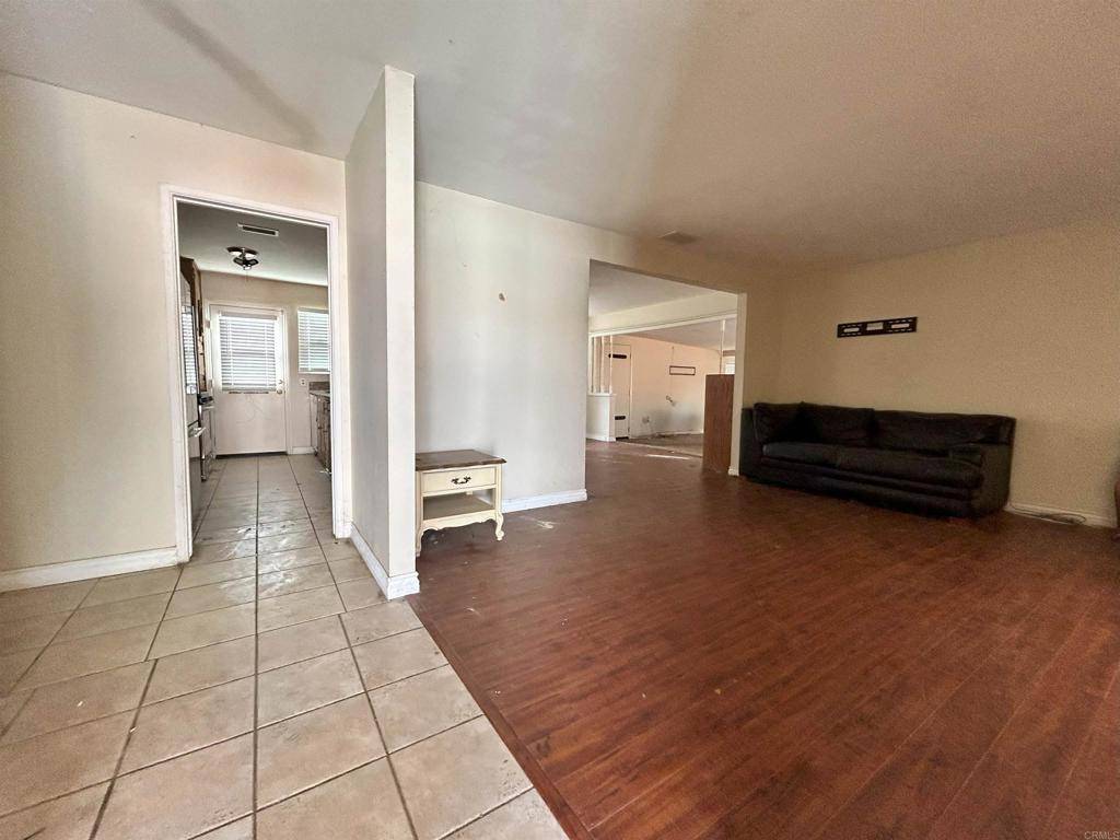 El Cajon, CA 92020,848 Denise Lane