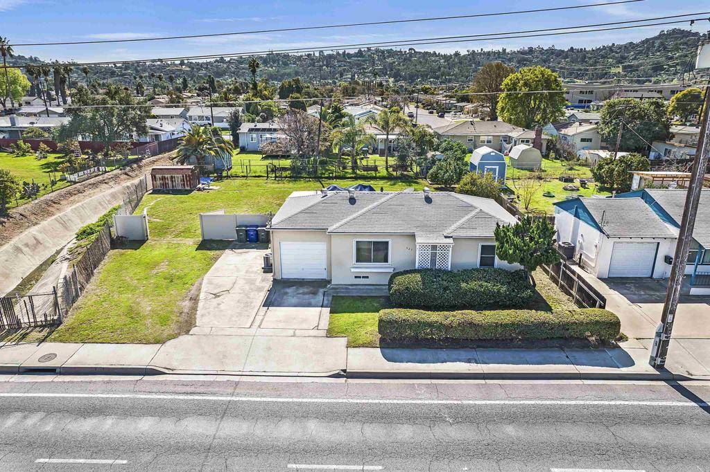 El Cajon, CA 92020,527 W Washington AVE