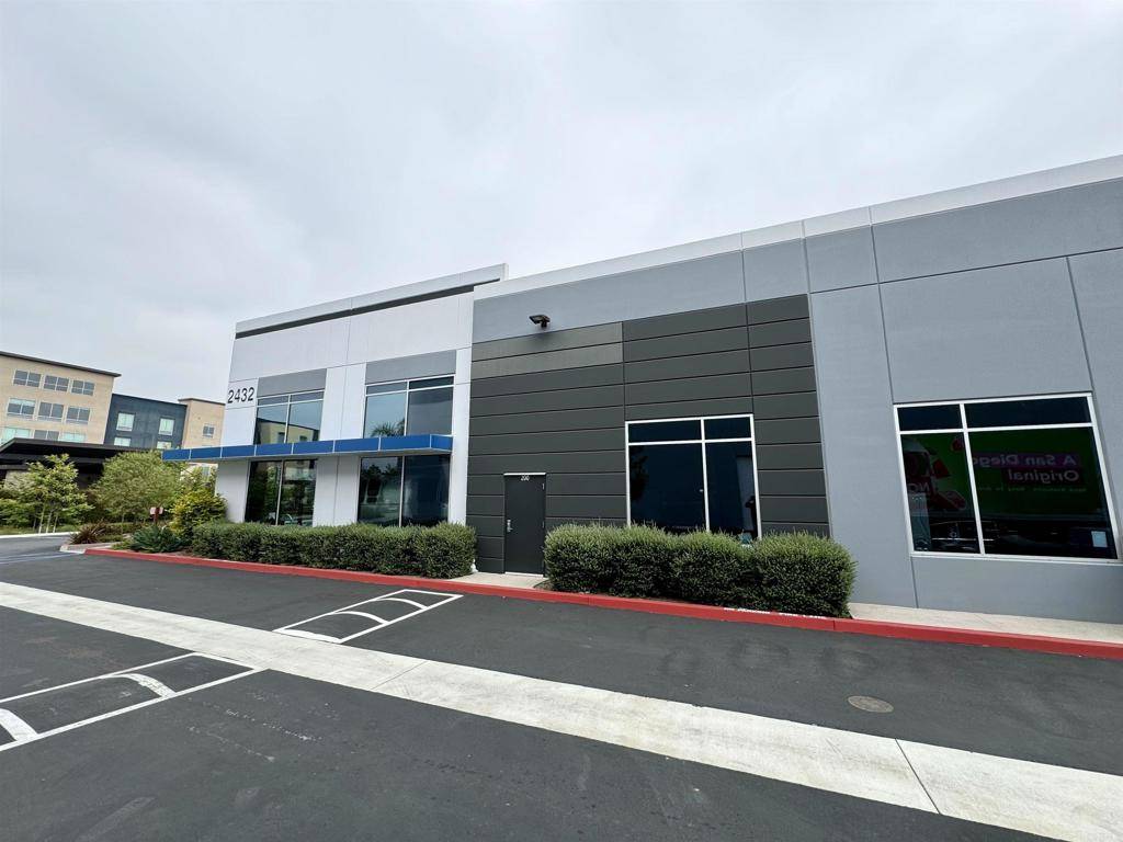 Chula Vista, CA 91914,2432 2432 FENTON ST #200