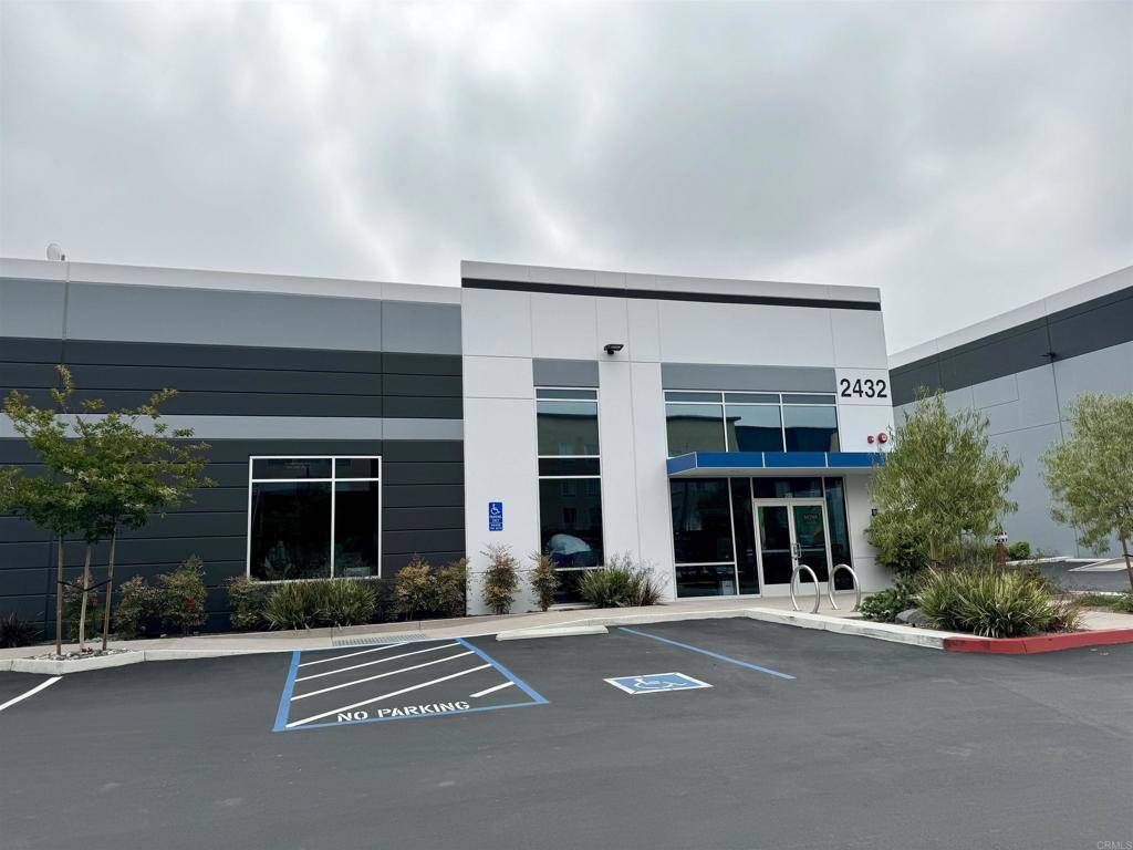 Chula Vista, CA 91914,2432 2432 FENTON ST #200