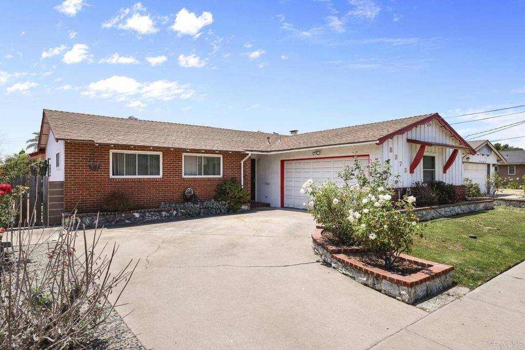 San Diego, CA 92119,8373 Lake Gaby AVE