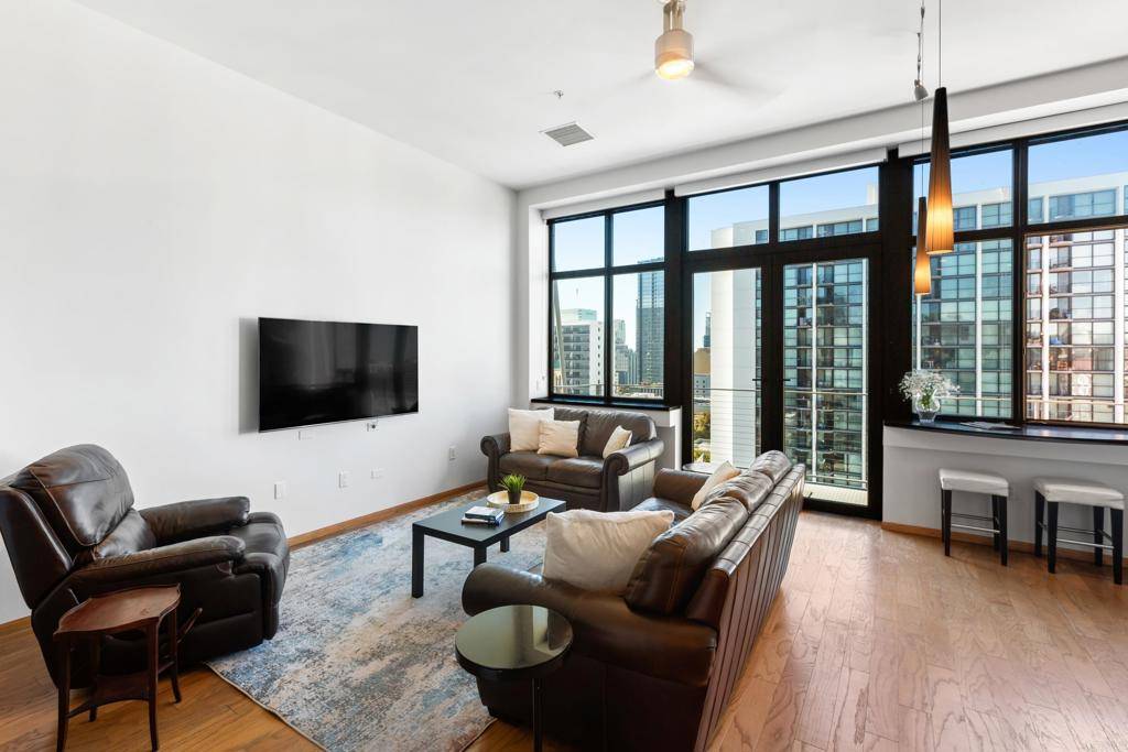 San Diego, CA 92101,1551 4th AVE #808