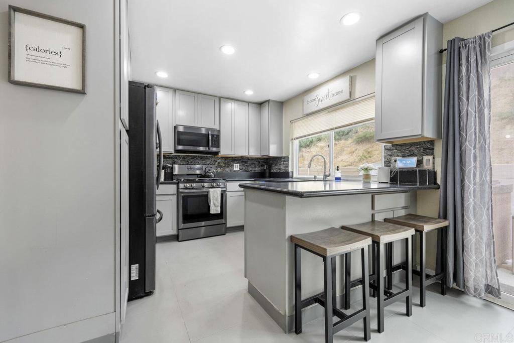 Spring Valley, CA 91977,8115 Cacus