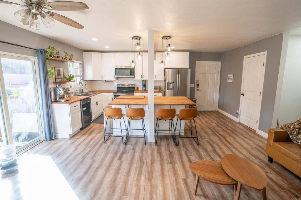 Spring Valley, CA 91977,9860 Dale AVE #D5