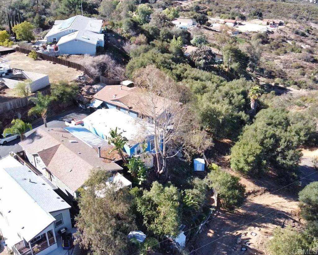 El Cajon, CA 92021,300 Thornton DR #SPC 5