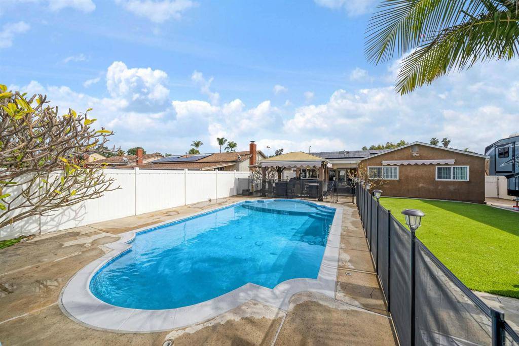 Lemon Grove, CA 91945,3212 Meadow LN