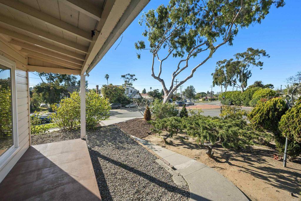 Chula Vista, CA 91911,812 COUNTRY CLUB DR