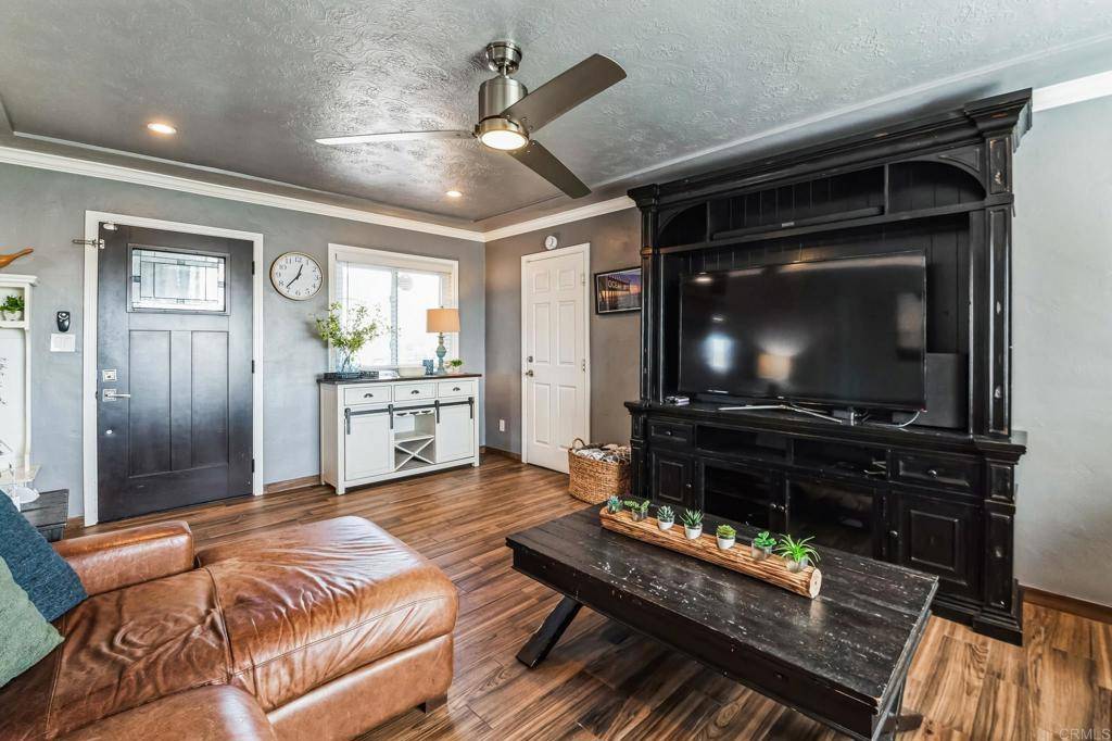 Chula Vista, CA 91910,196 E Millan ST