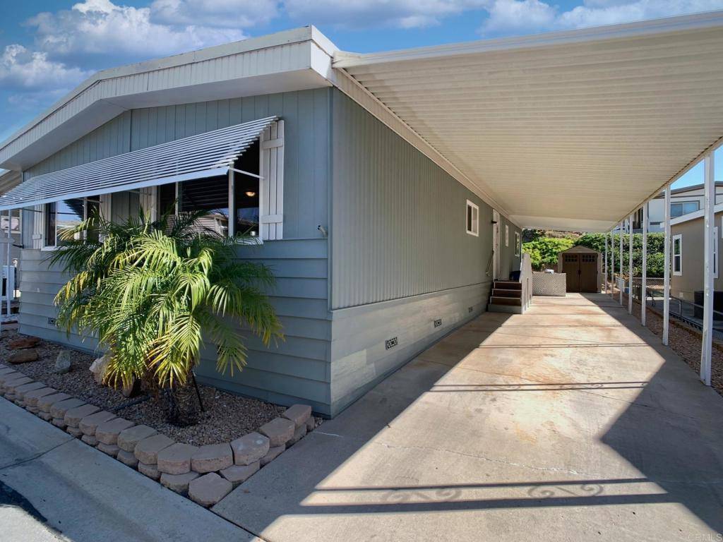 El Cajon, CA 92021,15420 Olde Highway 80 #228