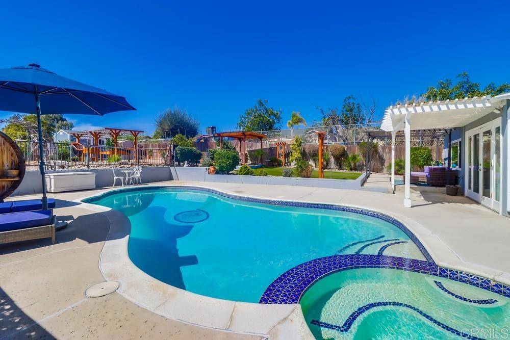 Bonita, CA 91902,3340 Conduit RD