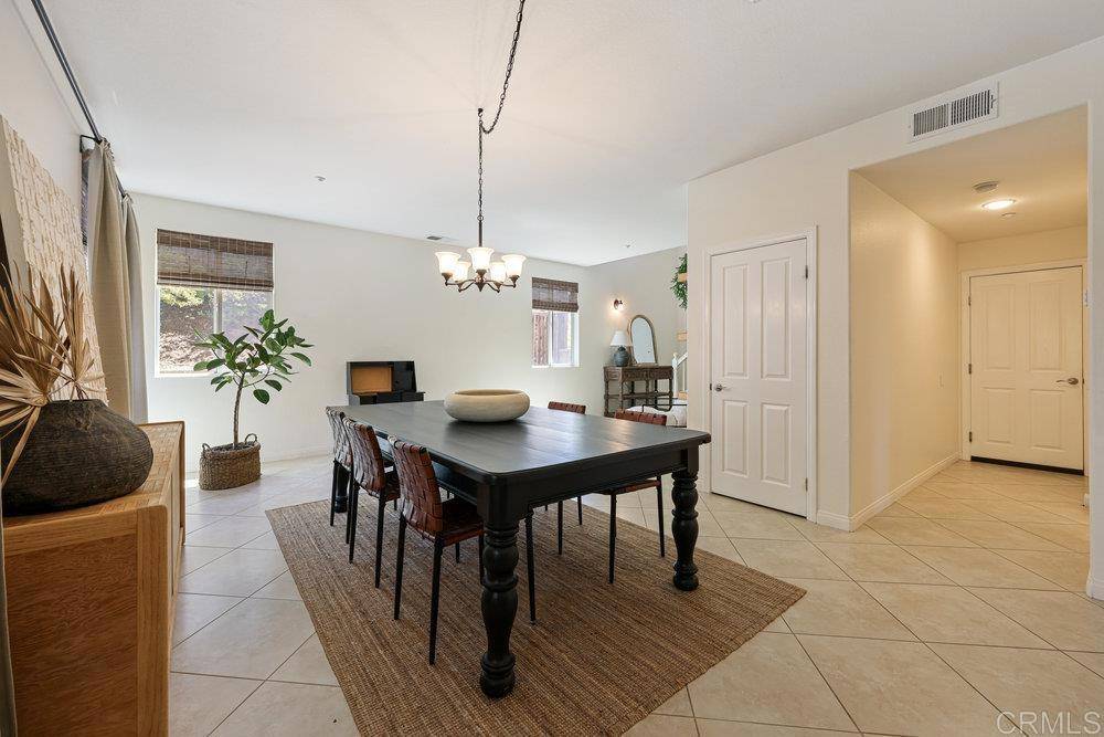 Alpine, CA 91901,2284 Marquand CT