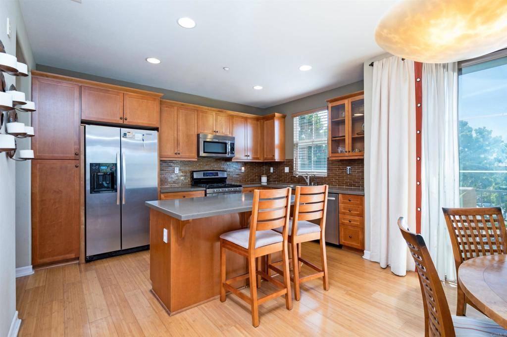 Chula Vista, CA 91913,1804 OLIVE GREEN ST #5