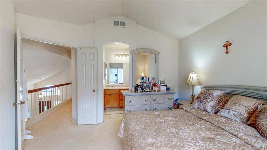 El Cajon, CA 92019,12148 Via Antigua