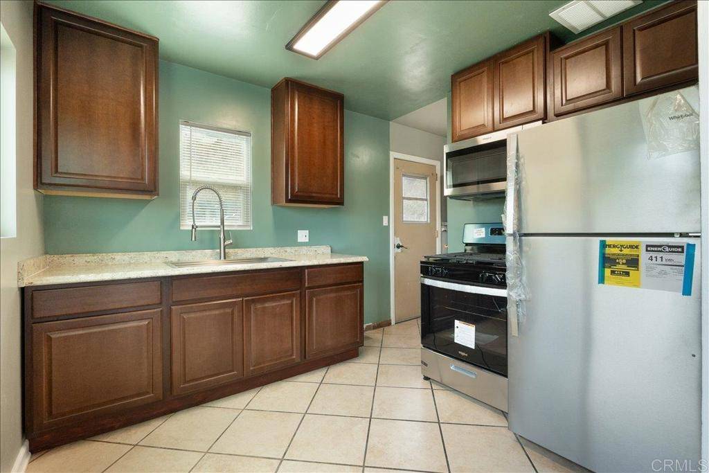 San Diego, CA 92113,3260 64 Steel ST