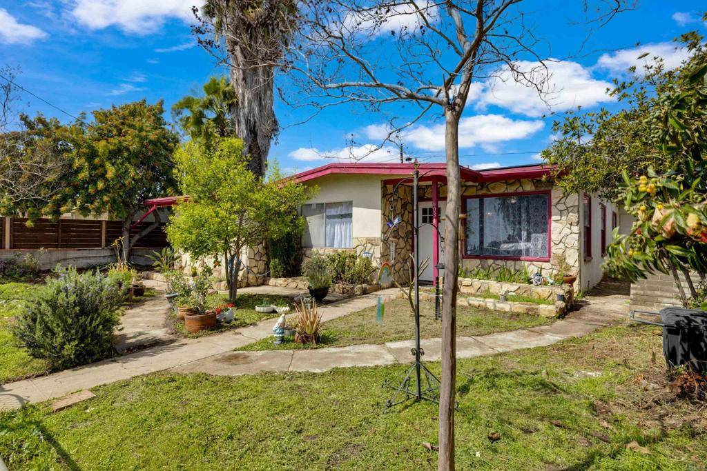 San Diego, CA 92115,6034 Dwight ST