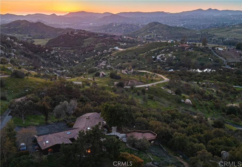 Escondido, CA 92025,15735 Highland Valley Rd