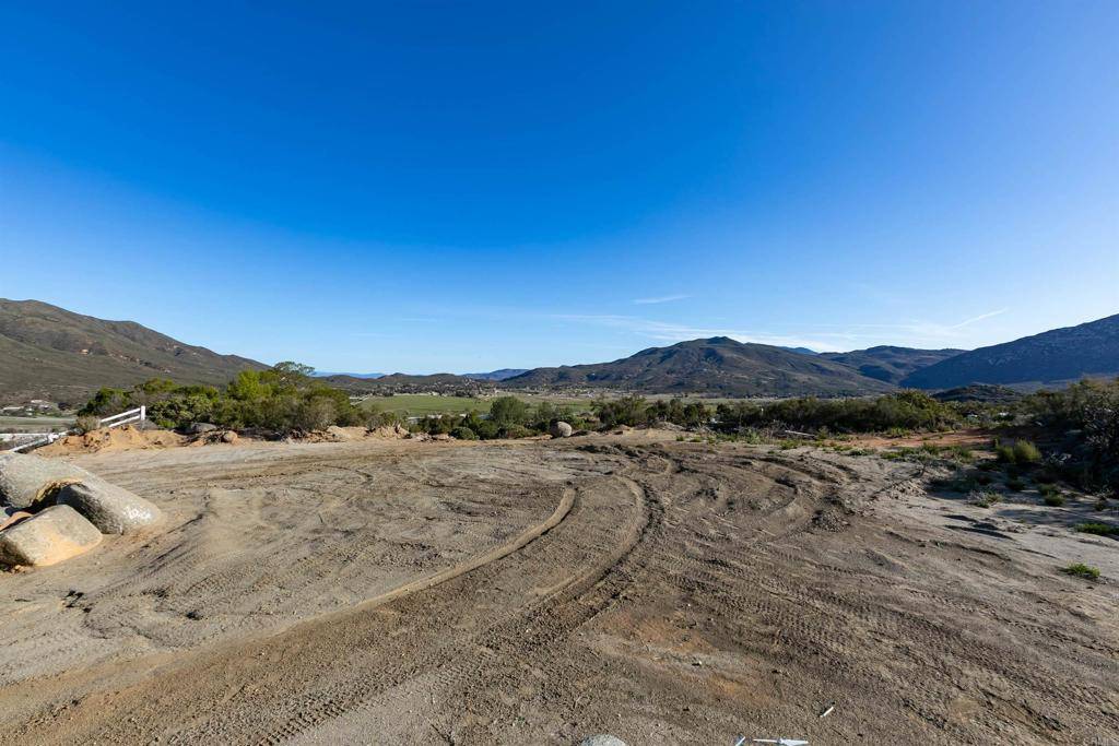 Alpine, CA 91901,0 Casa De Roca WAY