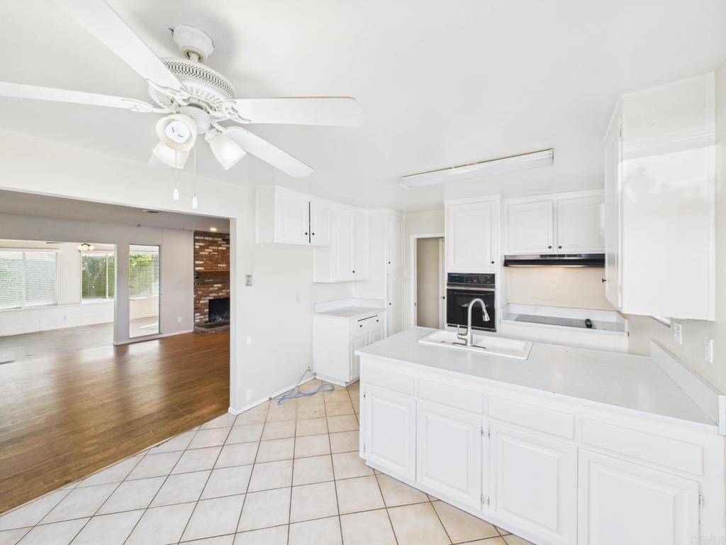 Imperial Beach, CA 91932,837 Oneonta ST