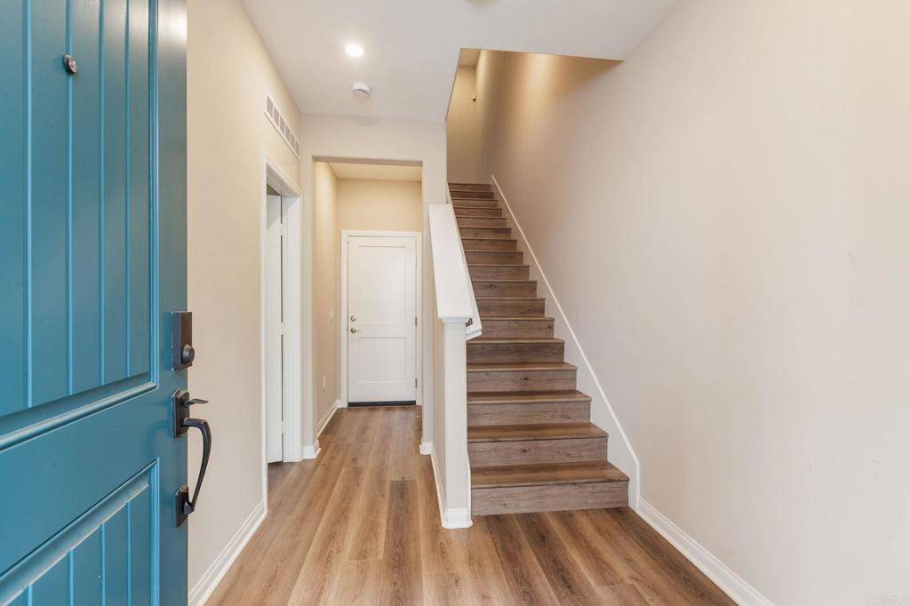 Oceanside, CA 92056,1771 Laurelwood WAY
