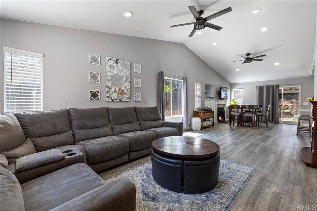 El Cajon, CA 92021,13170 Aurora DR