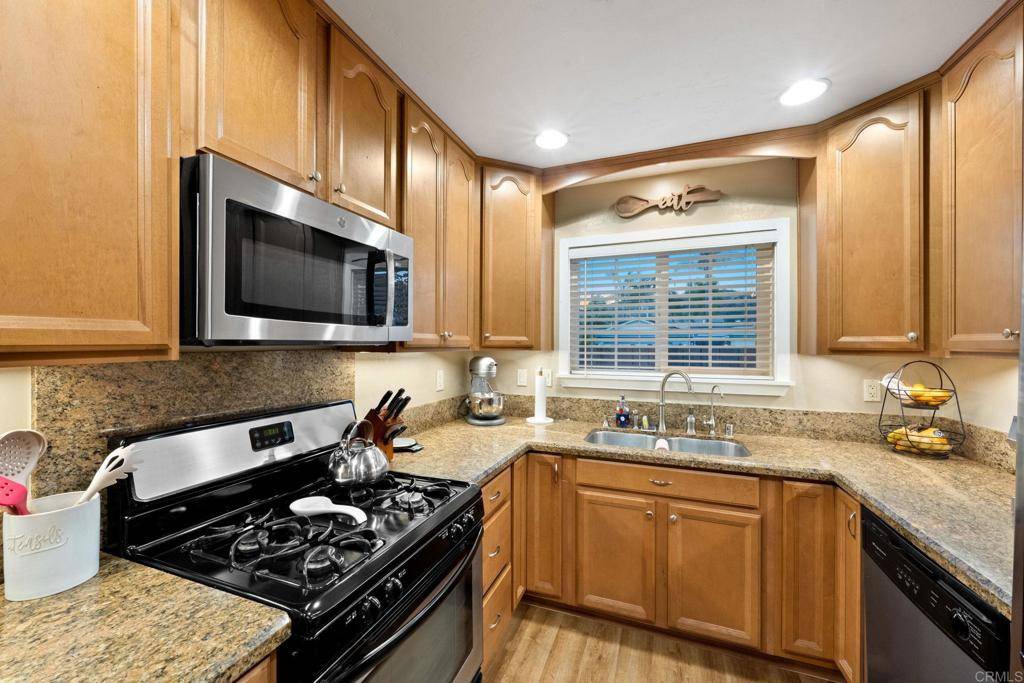 El Cajon, CA 92021,1634 Plumeria DR