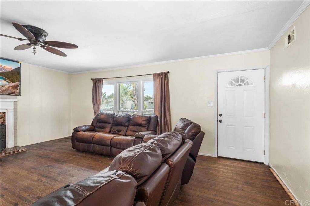 1209 Evilo Street El Cajon, CA 92021