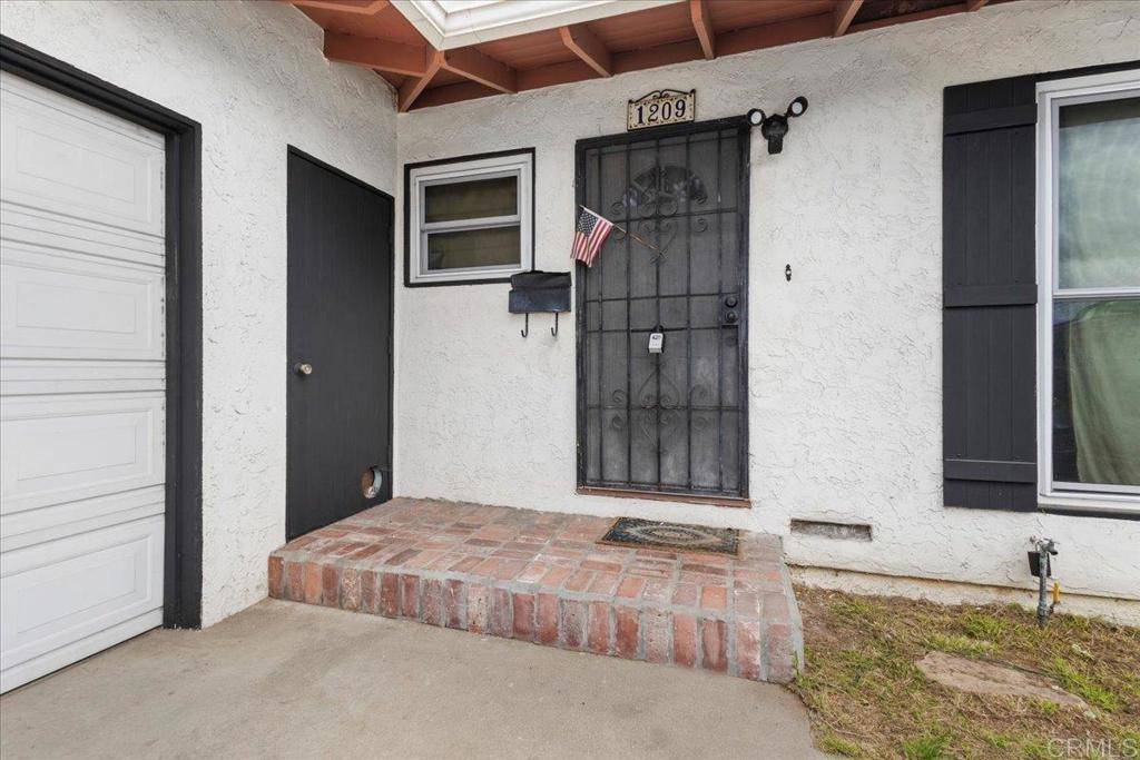 1209 Evilo Street El Cajon, CA 92021