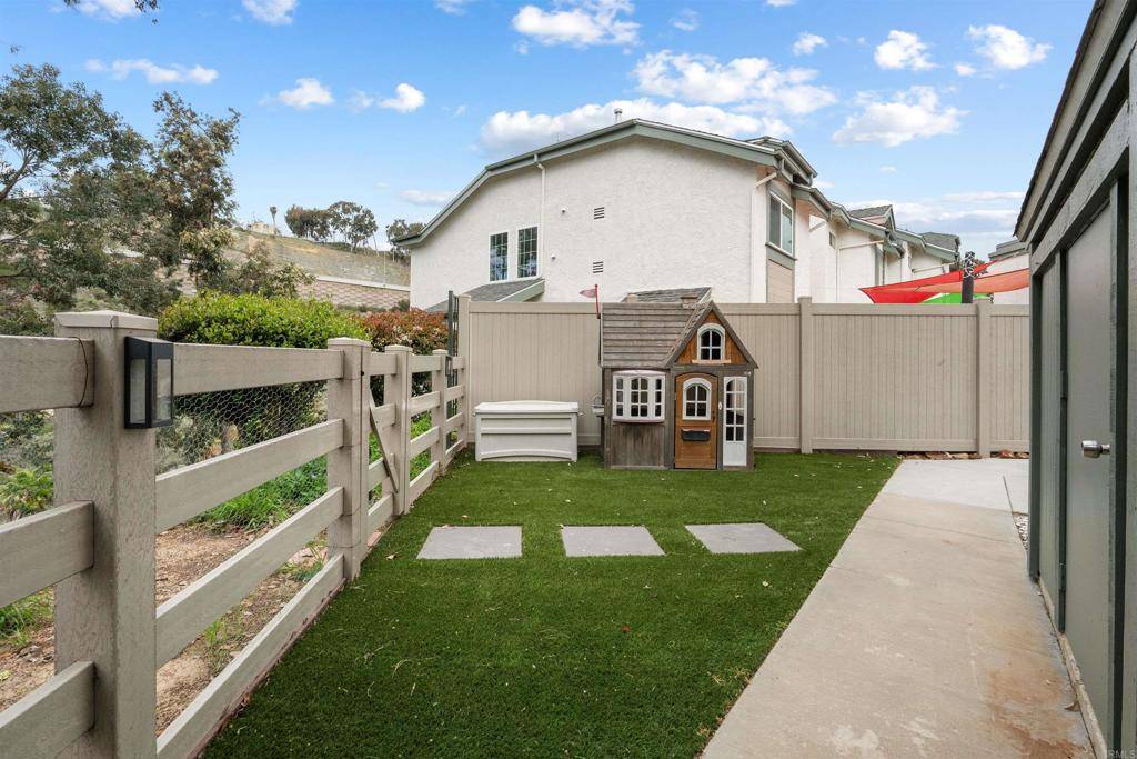 San Diego, CA 91977,8721 Spring Canyon Dr.