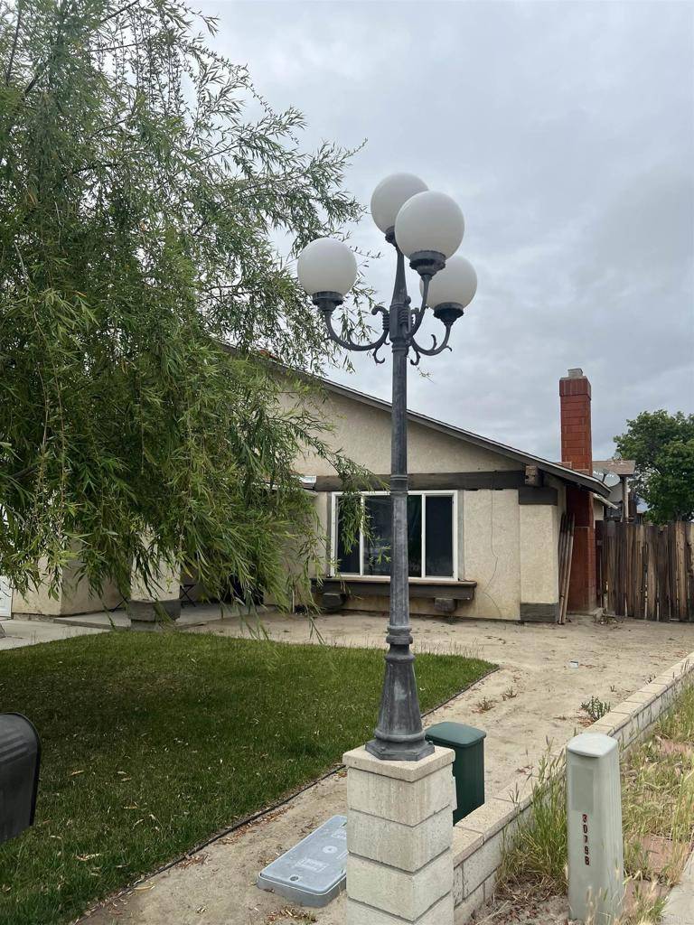 Hemet, CA 92545,2372 Palmdale CIR
