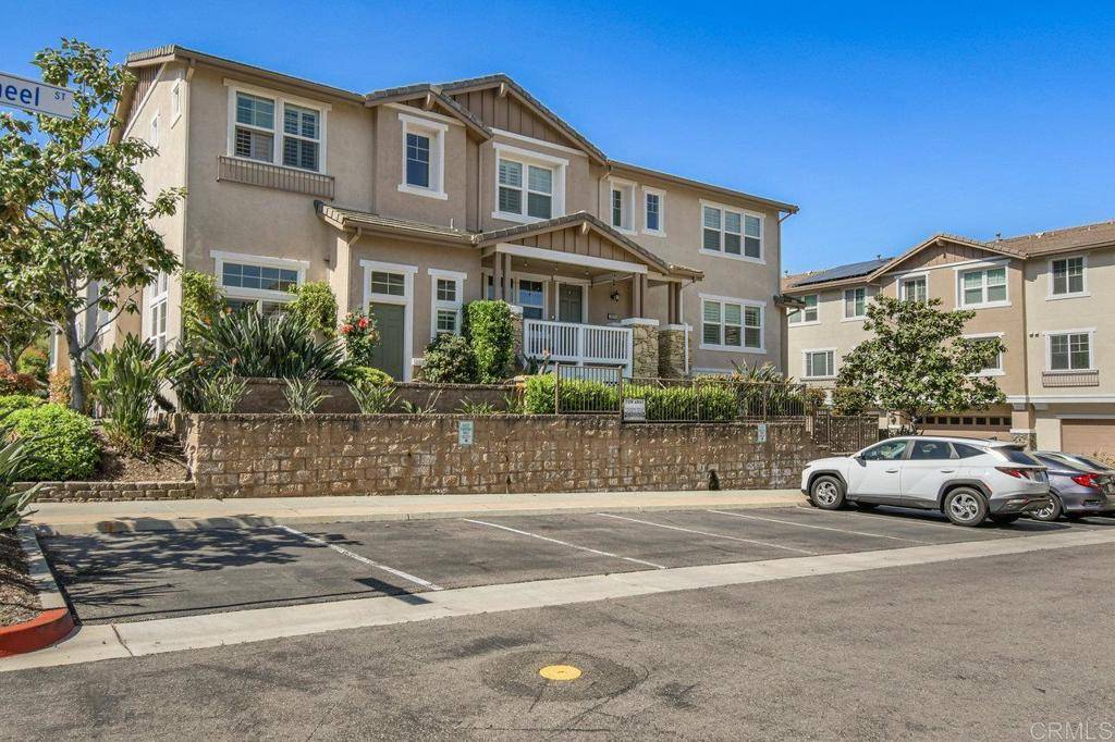 Santee, CA 92071,3022 Cole Grade DR