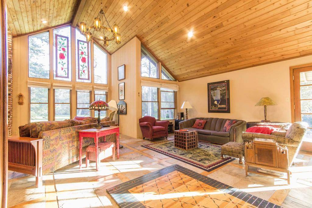 Pine Valley, CA 91962,28831 Spruce RD